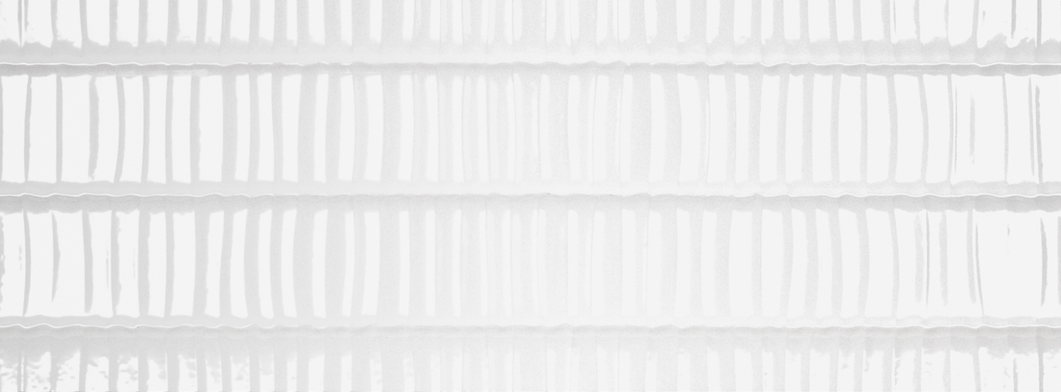 białe płytki łazienkowe strukturalne Montblanc White Teide Brillo Aparici