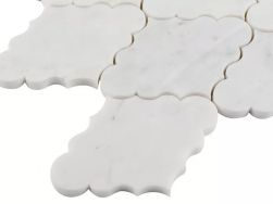 Manorial Carrara White Crest 25x30 mozaika dekoracyjna zbliżenie na powierzchnię