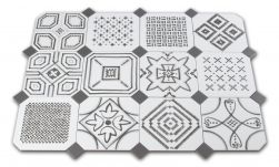 Kompozycja wielu czarno-białych płytek patchworkowych Octogono Variette Sombra 20x20