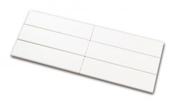 Kompozycja sześciu matowych cegiełek ściennych w kolorze białym Evolution Blanco Mate 5x20