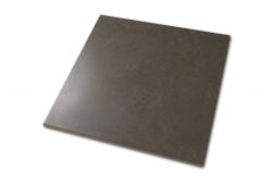 Ciemna, brązowa płytka imitująca beton z subtelnym odbiciem światła Champion Verbena 45x45