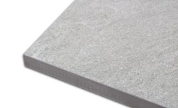 Widok na grubość płytki tarasowej szarej imitującej beton Pietra Serene Grey 3.0 60x60 II Gat.