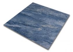 Kompozycja dwóch niebieskich płytek imitujących kamień Milos Blue 60x120