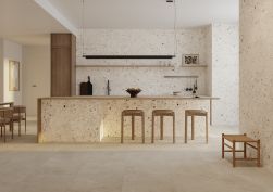 nowoczesna kuchnia, drewniane elementy, na ścianie płytki jaya matt beige