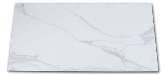 Płytka imitująca marmur biała z jasnymi smugami matowa Pontremoli Mate 60x120